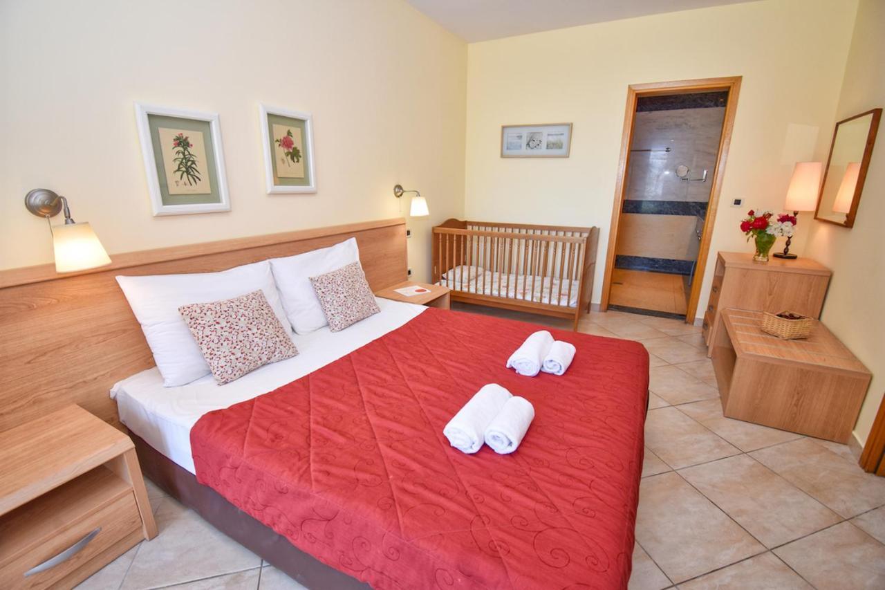 Corfu Resorts Apartments Pelekas Exterior foto